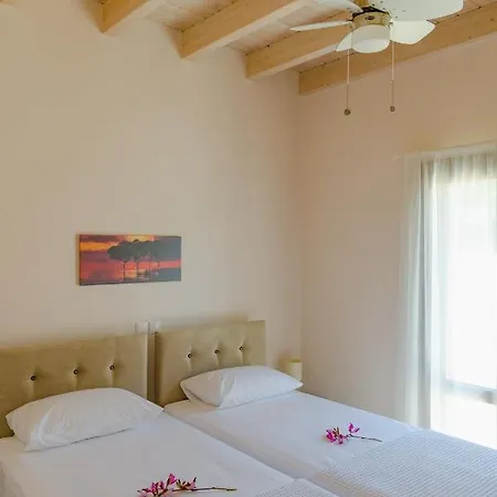 بيت للعطل Brand New: Agrilias Sea And Sunset View House